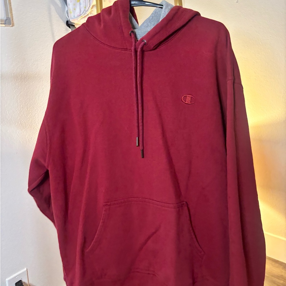 Champion Men's Burgundy Hoodie